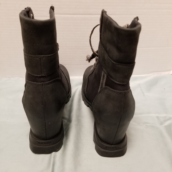 Sorel Stylish Black Combat Boots Size 7 - Picture 6 of 7